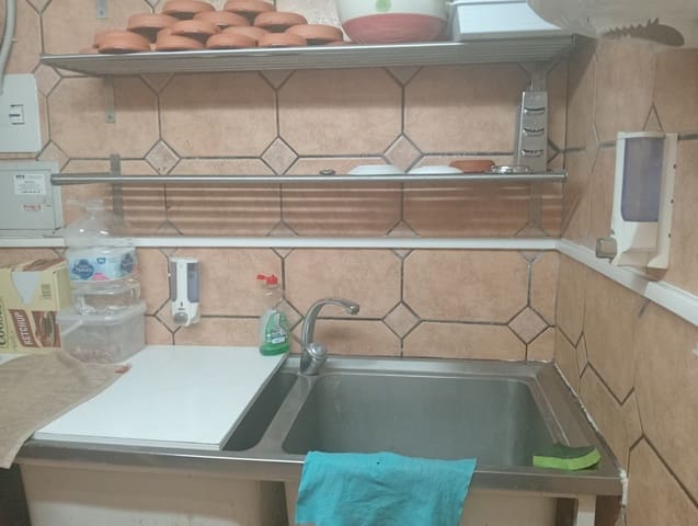 Ravintola/baari vuokrattavana paikassa Benalmádena - 800 € (Ref: 9409716)