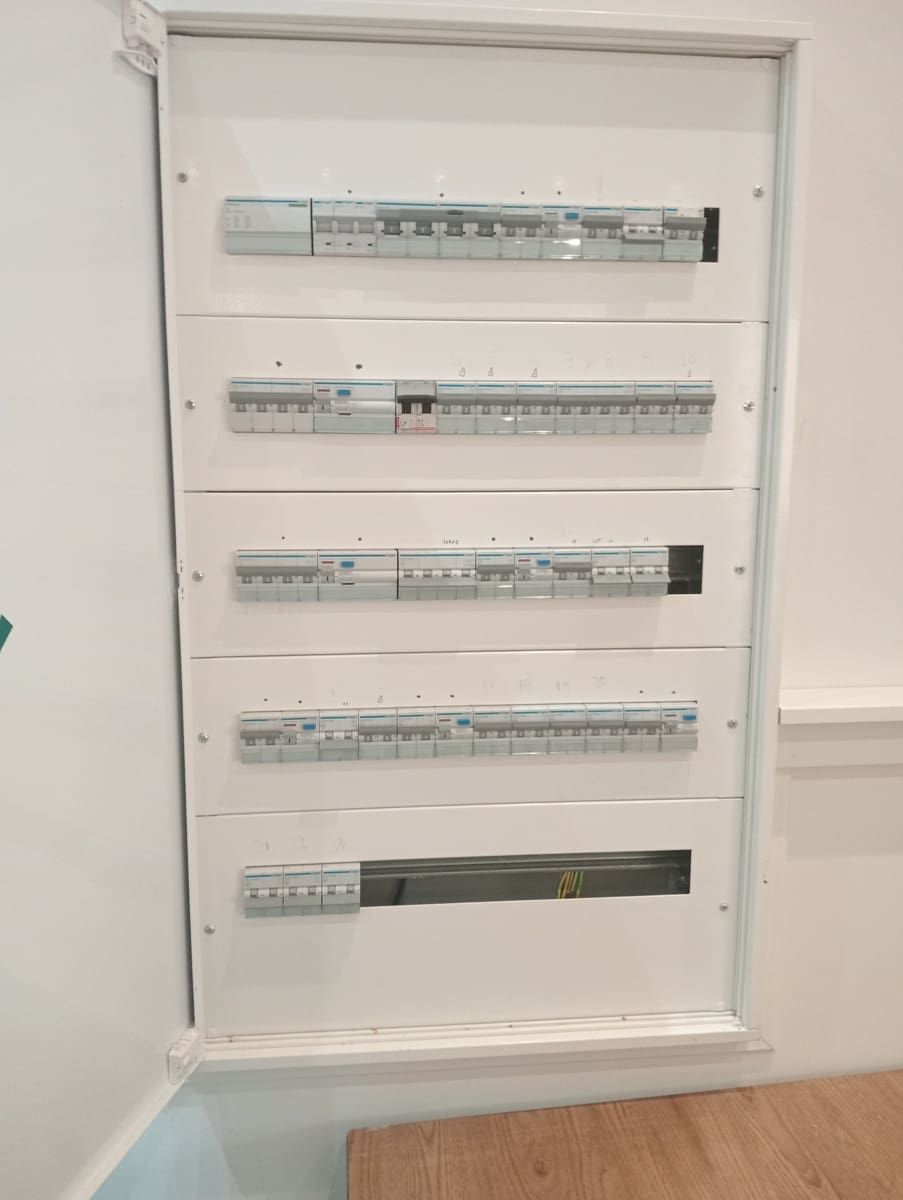 Restaurant/Bar for sale in Benalmadena - € 140,000 (Ref: 9483946)