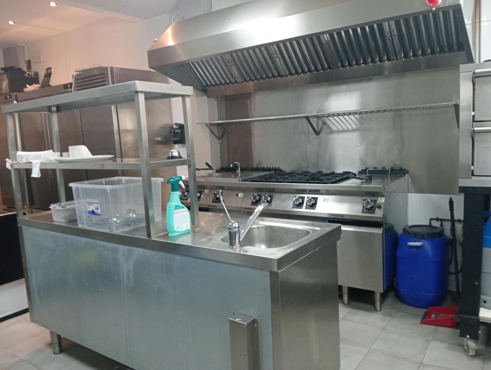 Restaurant/Bar for sale in Benalmadena - € 140,000 (Ref: 9483946)