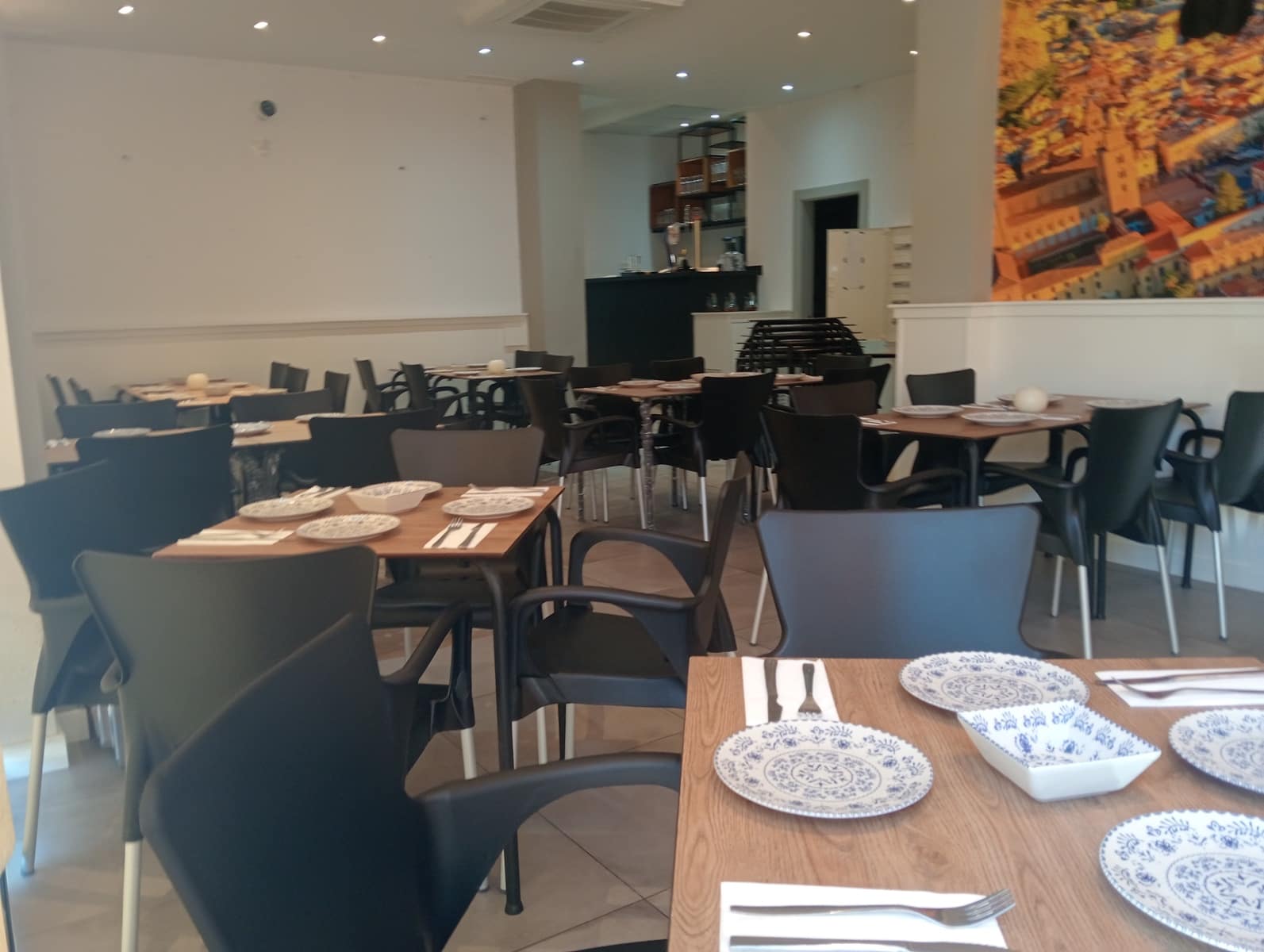 Restaurant/Bar for sale in Benalmadena - € 140,000 (Ref: 9483946)