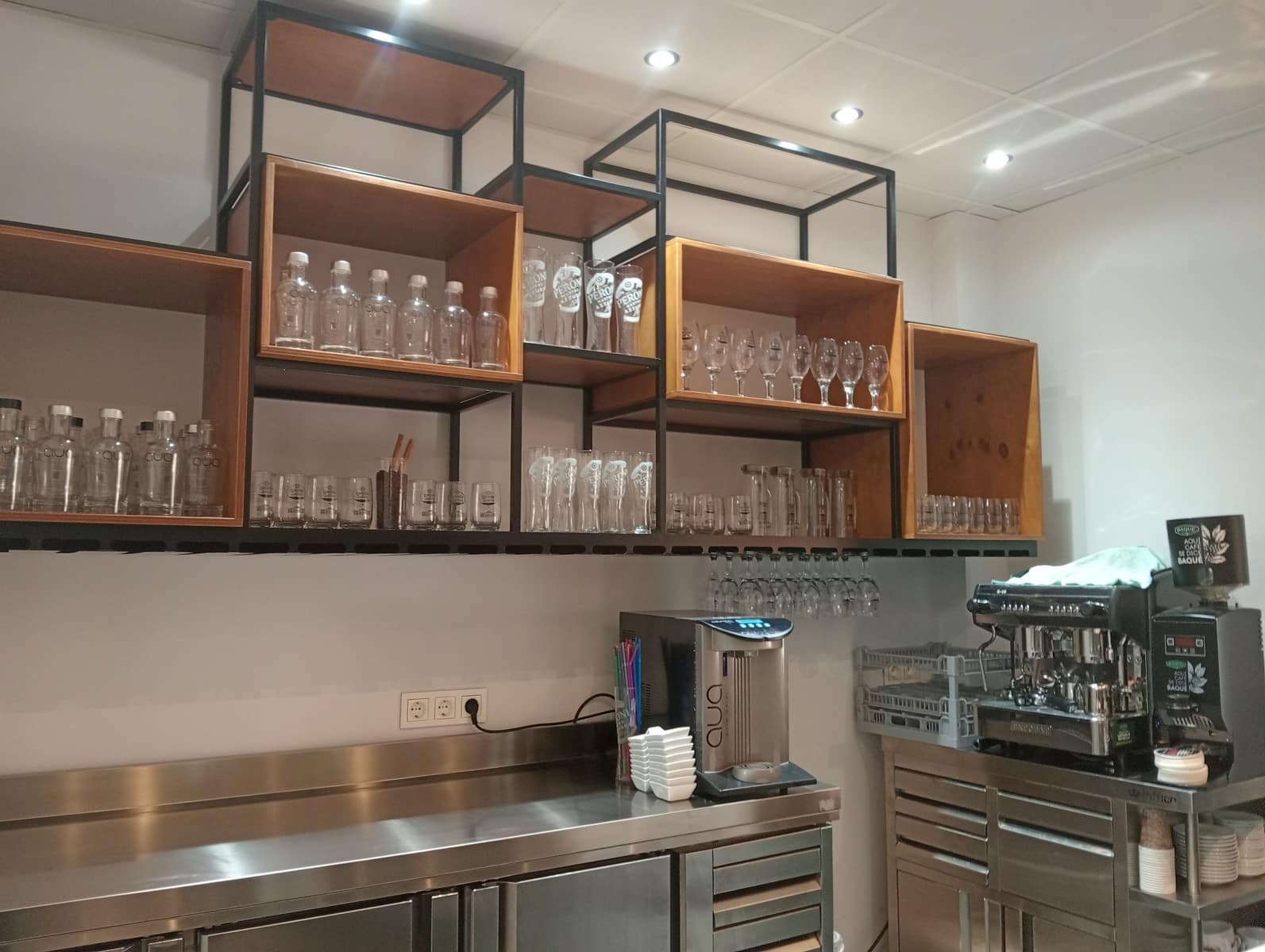 Restaurant/Bar for sale in Benalmadena - € 140,000 (Ref: 9489842)