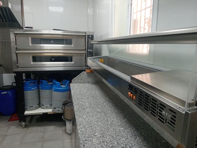 Restaurant/Bar for sale in Benalmádena - € 140,000 (Ref: 9489842)