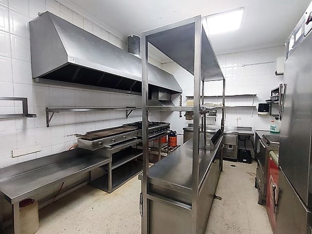 Ristorante/Bar da affittare in Torremolinos - 2.000 € (Rif: 9543929)