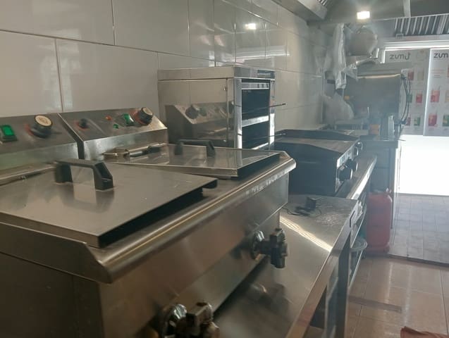 Ristorante/Bar in vendita in Torremolinos - 25.000 € (Rif: 9683905)