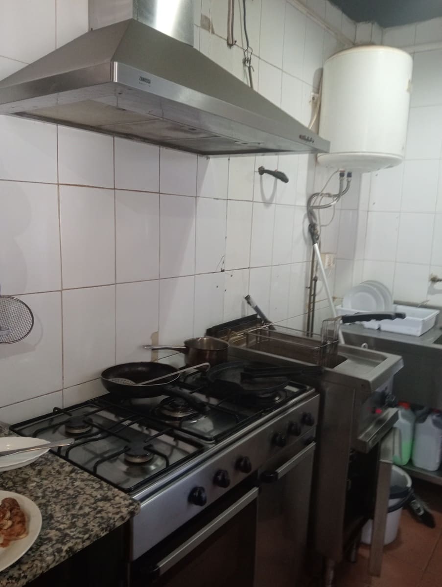 Bar/Restaurant zu verkaufen in Benalmadena - 89.000 € (Ref: 9683907)