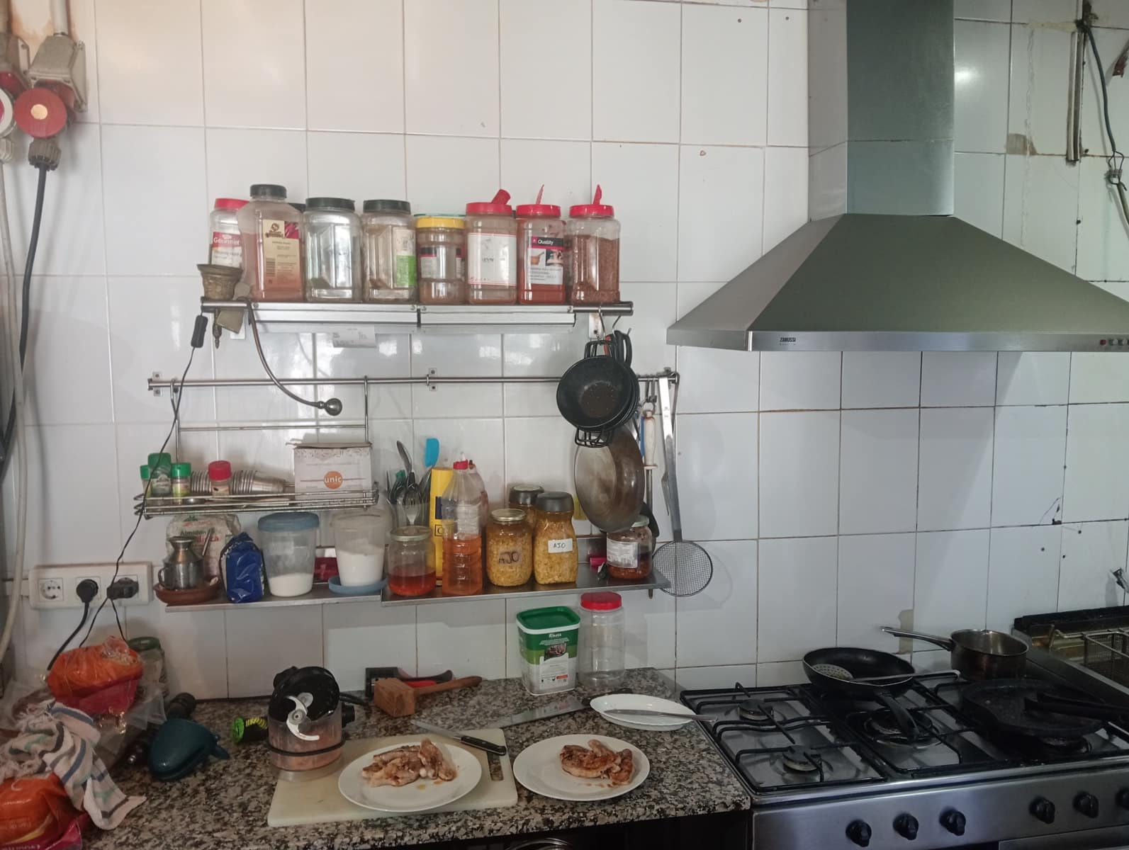 Bar/Restaurant zu verkaufen in Benalmadena - 89.000 € (Ref: 9683907)