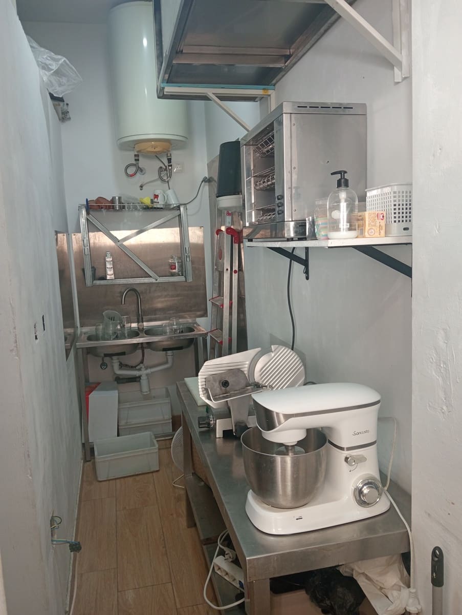 Kommersiell att hyra i Benalmadena - 900 € (Ref: 9696617)