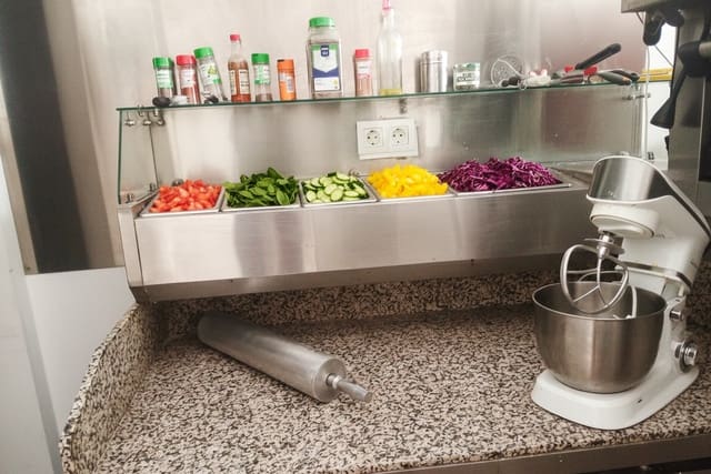 Business for rent in Arroyo de la Miel, Benalmádena - € 900 (Ref: 9696623)