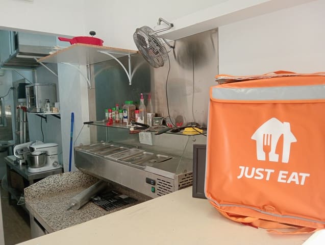 Restaurante/Bar para venda em Benalmádena - 15 000 € (Ref: 9699930)