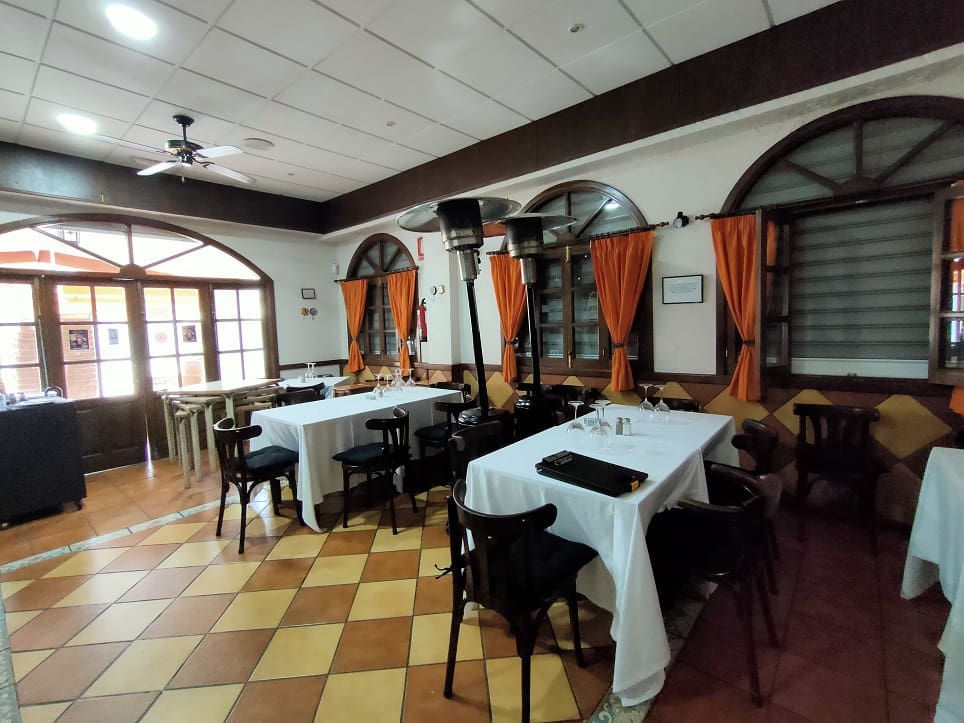 Ravintola/baari vuokrattavana paikassa Benalmadena - 1 400 € (Ref: 9765435)