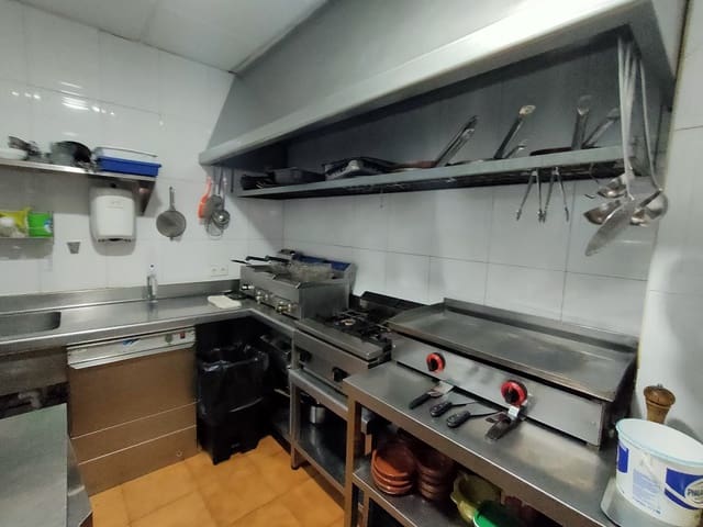 Restaurant/Bar for rent in Benalmádena - € 1,400 (Ref: 9765435)