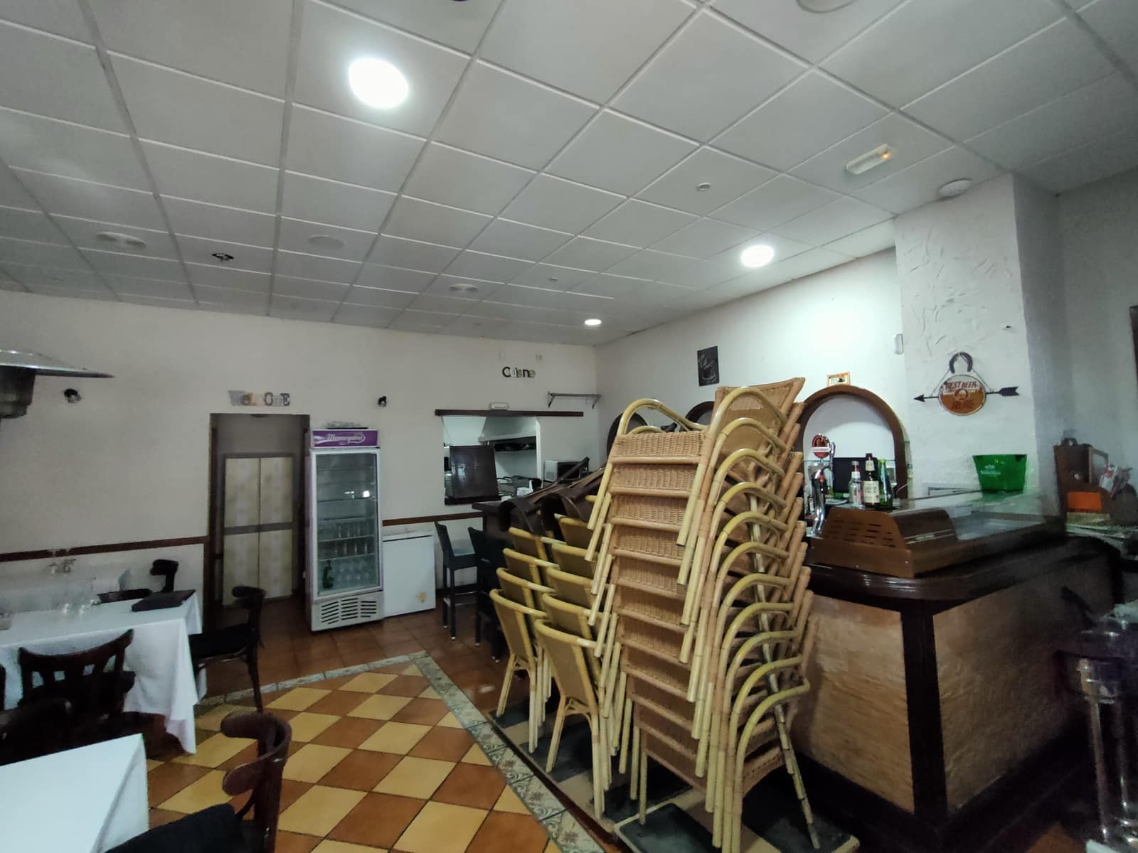 Ravintola/baari vuokrattavana paikassa Benalmadena - 1 400 € (Ref: 9765435)