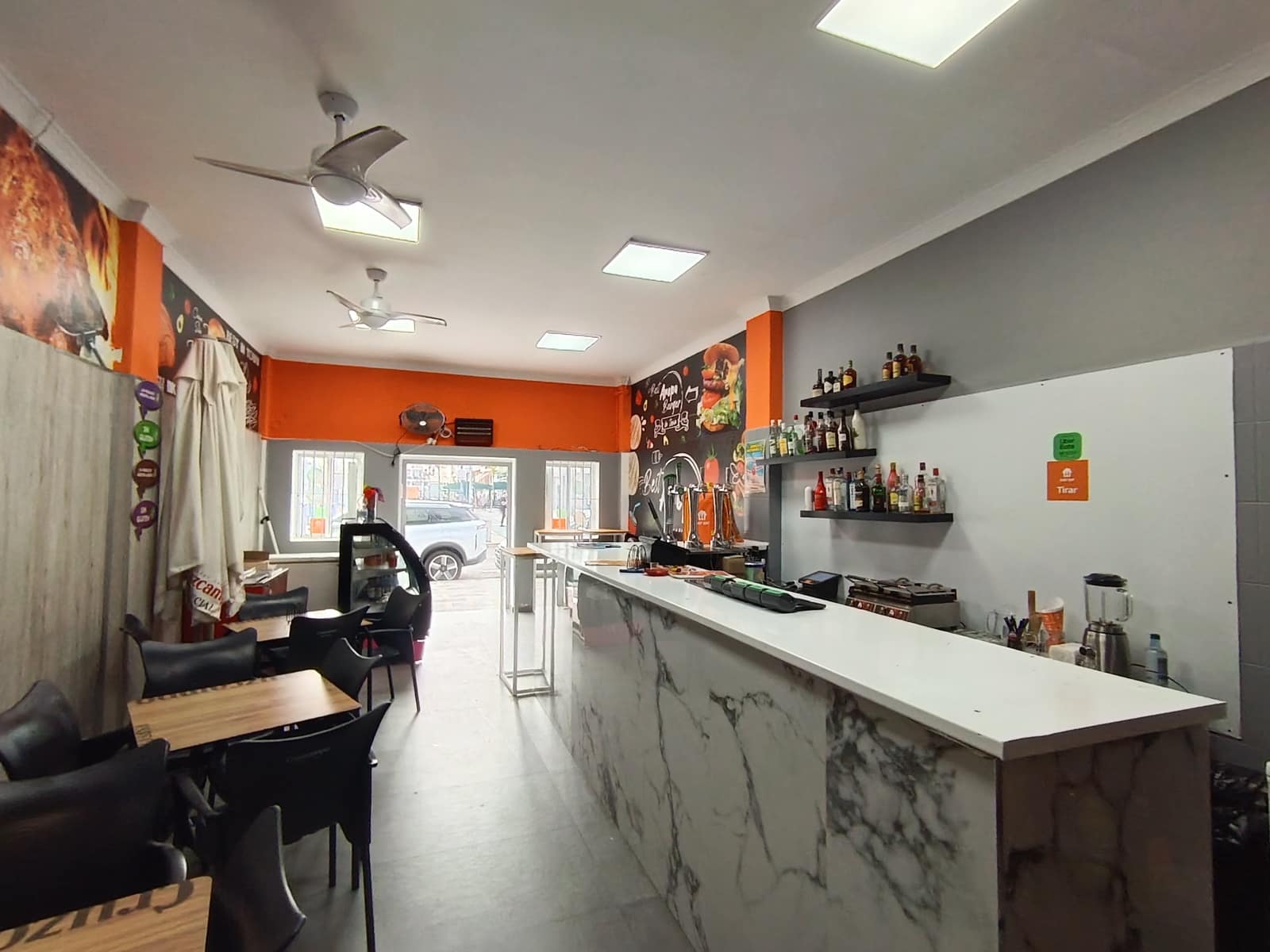 Restaurant/Bar à vendre à Torremolinos - 38 000 € (Ref: 9829653)