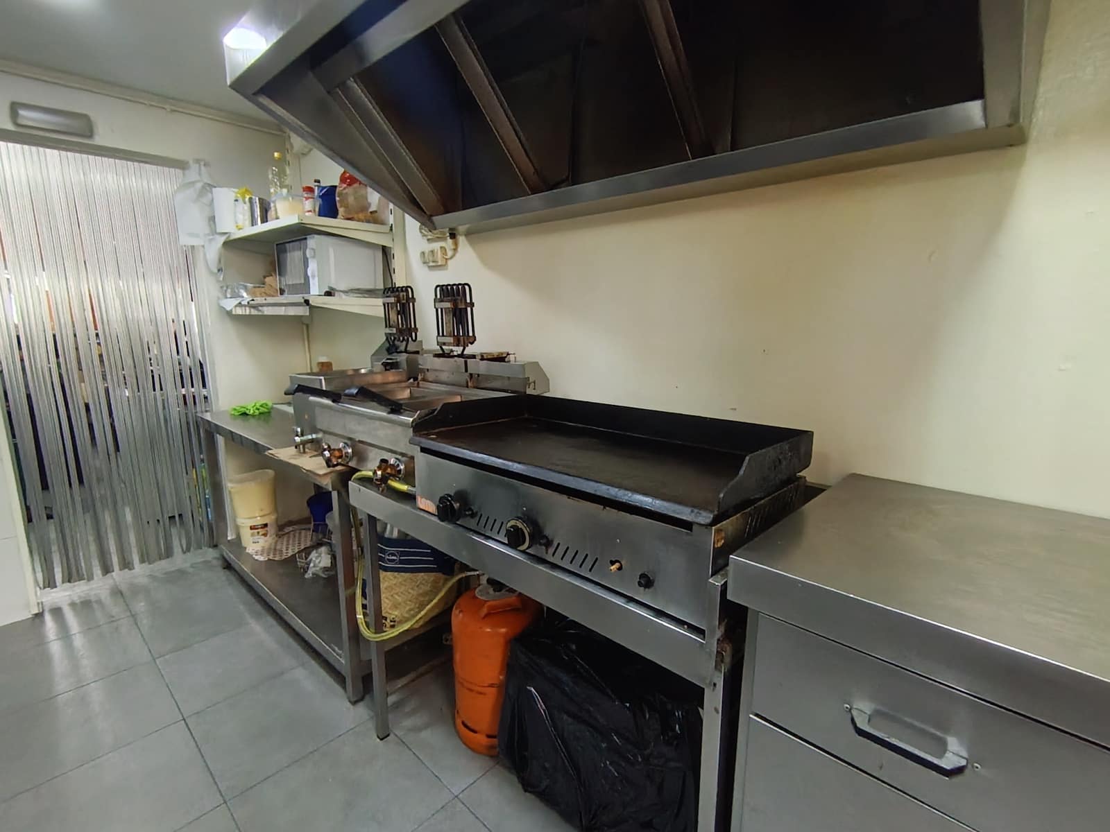 Restaurant/Bar à vendre à Torremolinos - 38 000 € (Ref: 9829653)