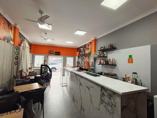 Restaurant/Bar à vendre à Torremolinos - 38 000 € (Ref: 9829653)