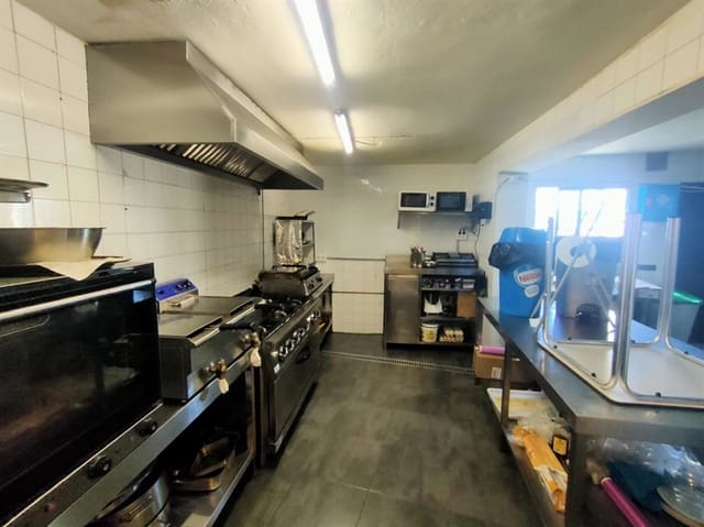 Restaurant/Bar til salg i Benalmádena - € 790.000 (Ref: 9834182)