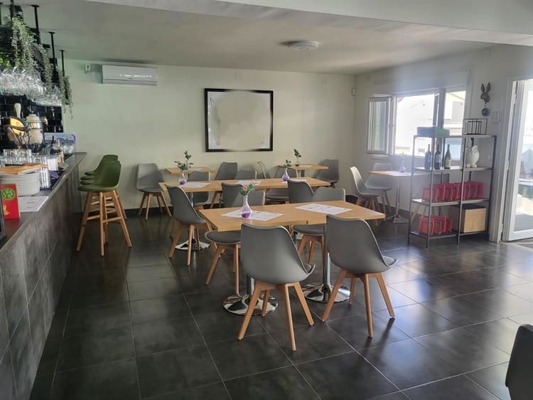 Restaurant/Bar til salg i Benalmadena - € 790.000 (Ref: 9834182)