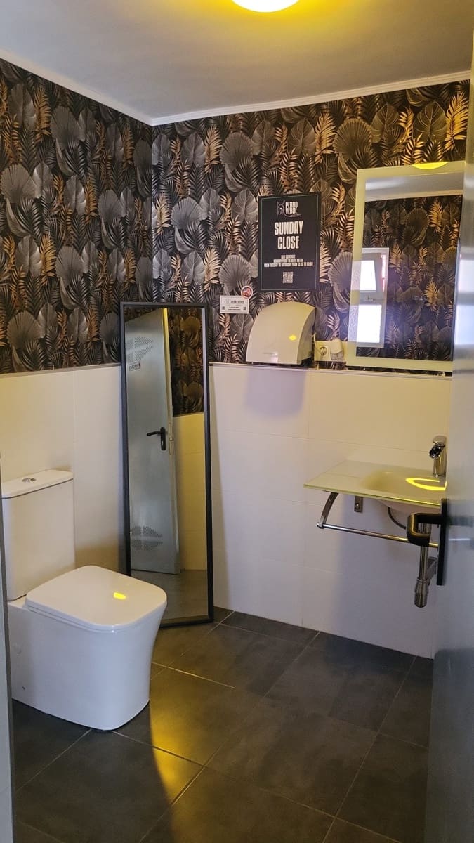 Restaurant/Bar til salg i Benalmadena - € 790.000 (Ref: 9834182)