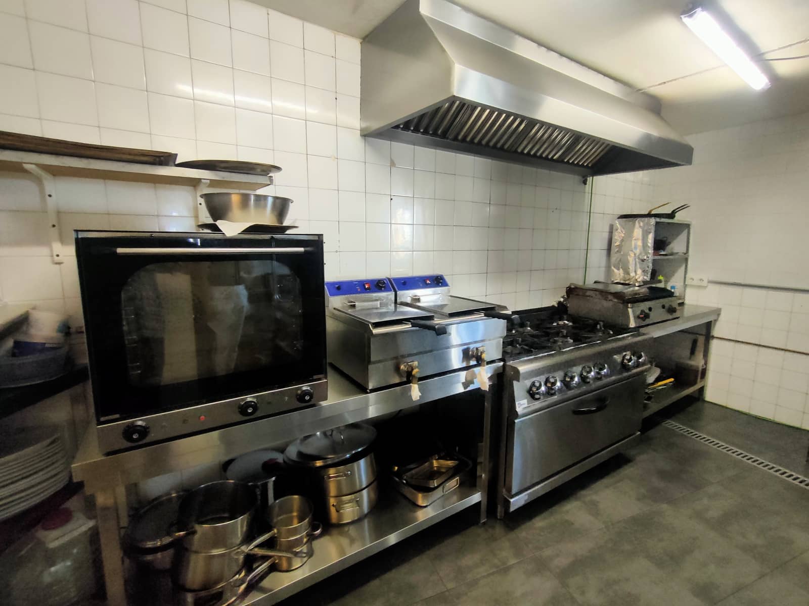 Restaurant/Bar til salg i Benalmadena - € 790.000 (Ref: 9834182)
