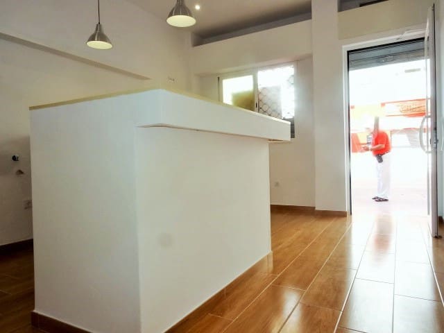 Restaurant/Bar til salg i Benalmádena - € 150.000 (Ref: 9852071)