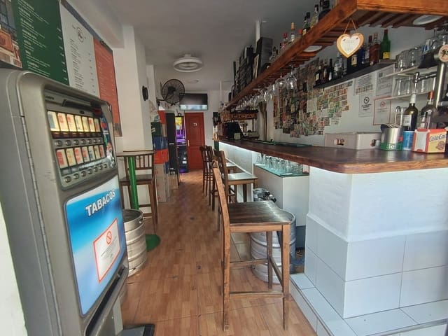 Restaurant/Bar til leje i Los Boliches , Fuengirola - € 1.000 (Ref: 9898421)