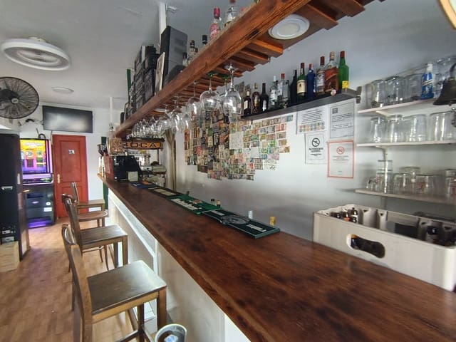 Restaurant/Bar til leje i Los Boliches , Fuengirola - € 1.000 (Ref: 9898421)
