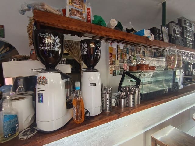 Restaurant/Bar til leje i Los Boliches , Fuengirola - € 1.000 (Ref: 9898421)