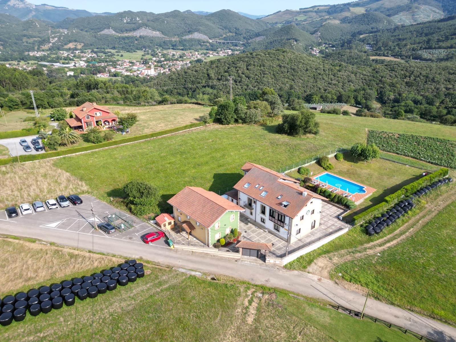 20 bedroom Villa for sale in Laredo with pool garage - € 2,000,000 (Ref: 9471701)