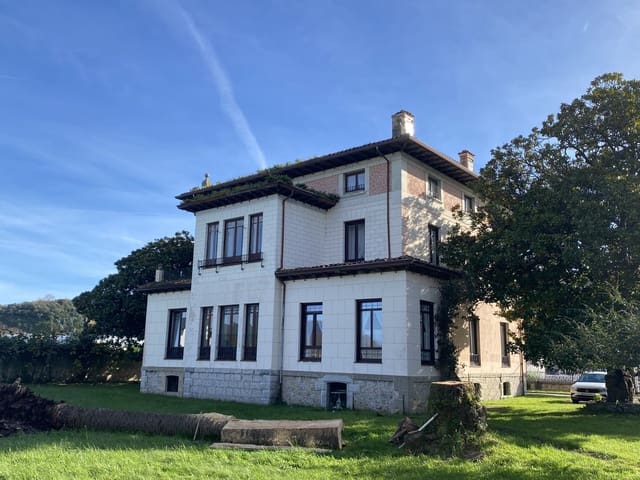 10 slaapkamer Huis te koop in Laredo met garage - € 1.200.000 (Ref: 9471794)