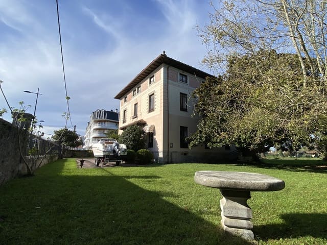 10 slaapkamer Huis te koop in Laredo met garage - € 1.200.000 (Ref: 9471794)