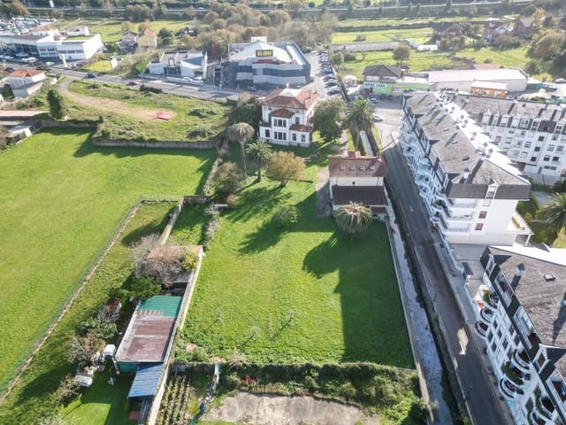 10 slaapkamer Huis te koop in Laredo met garage - € 1.200.000 (Ref: 9471794)