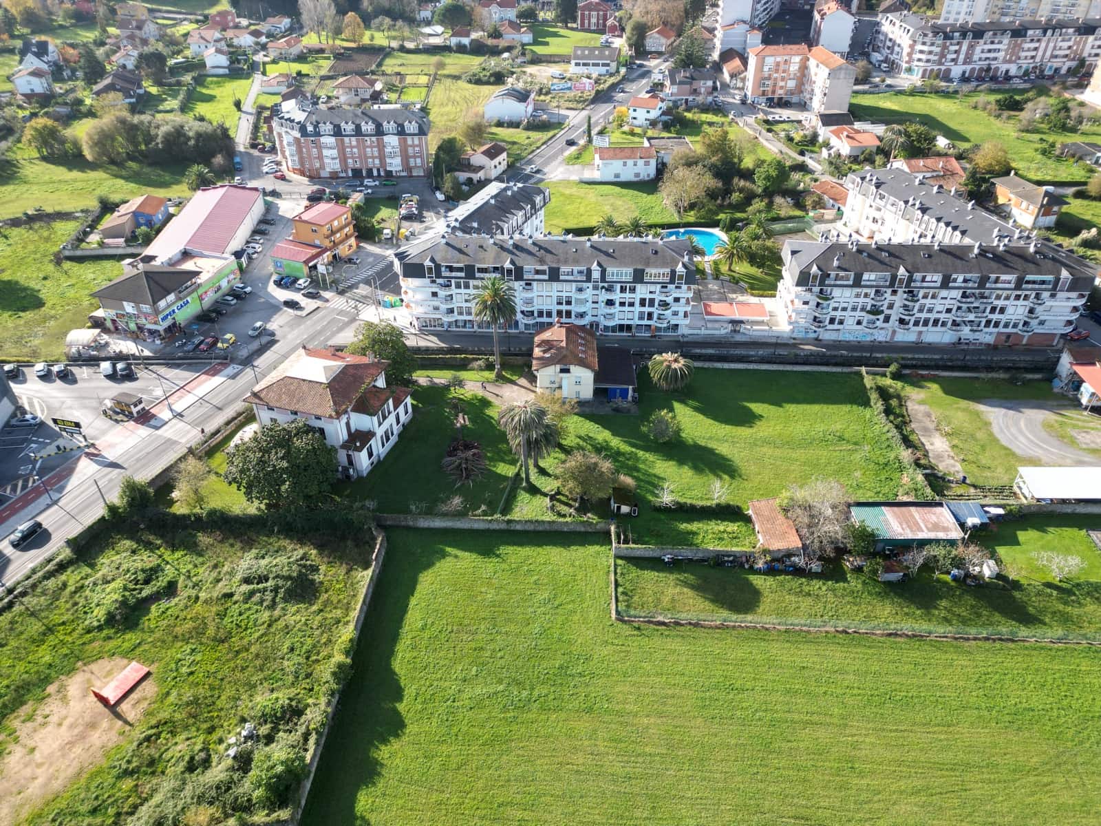 10 slaapkamer Huis te koop in Laredo met garage - € 1.200.000 (Ref: 9471794)