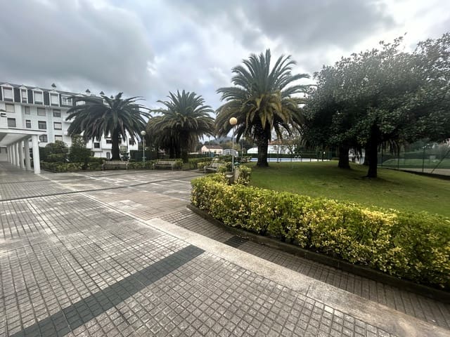 3 makuuhuone Asunto myytävänä paikassa Colindres mukana uima-altaan - 256 000 € (Ref: 9471795)