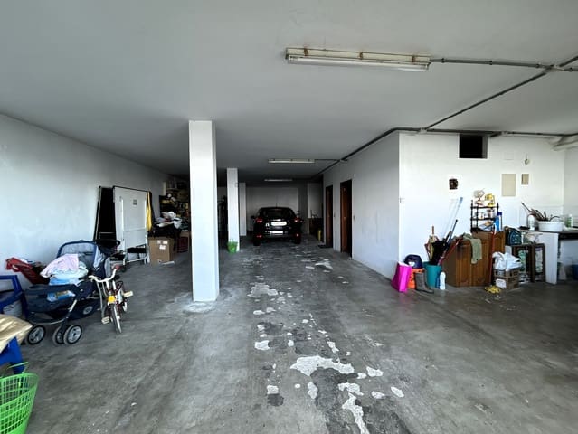 5 slaapkamer Huis te koop in Limpias met garage - € 450.000 (Ref: 9471796)