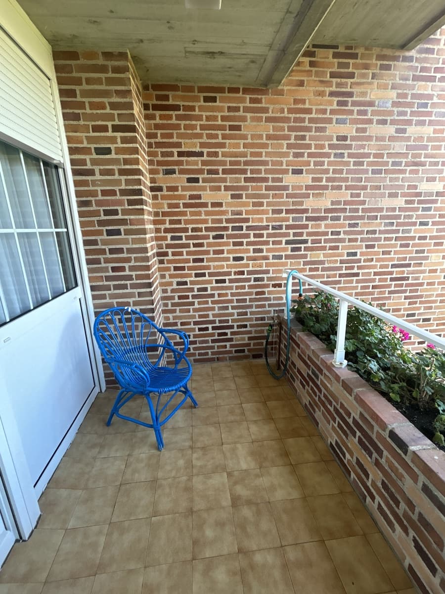 5 makuuhuone Huvila myytävänä paikassa Laredo mukana 
autotalli - 750 000 € (Ref: 9473193)