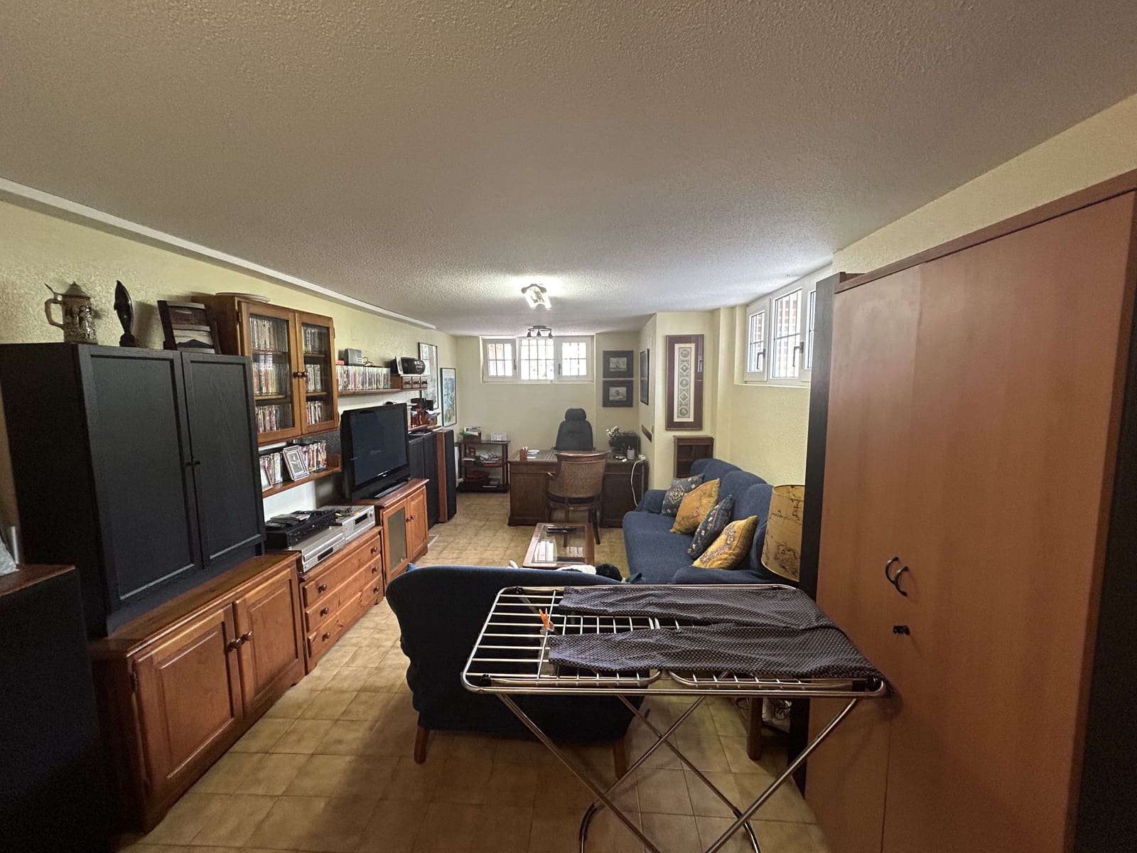 5 makuuhuone Huvila myytävänä paikassa Laredo mukana 
autotalli - 750 000 € (Ref: 9473193)