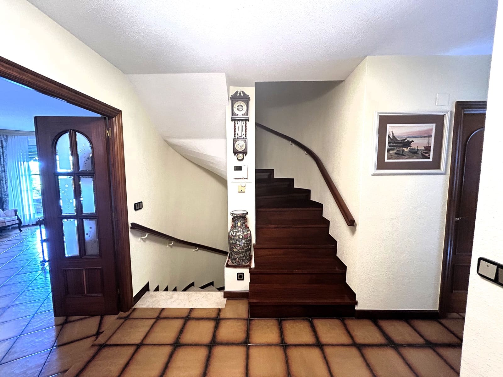 5 makuuhuone Huvila myytävänä paikassa Laredo mukana 
autotalli - 750 000 € (Ref: 9473193)