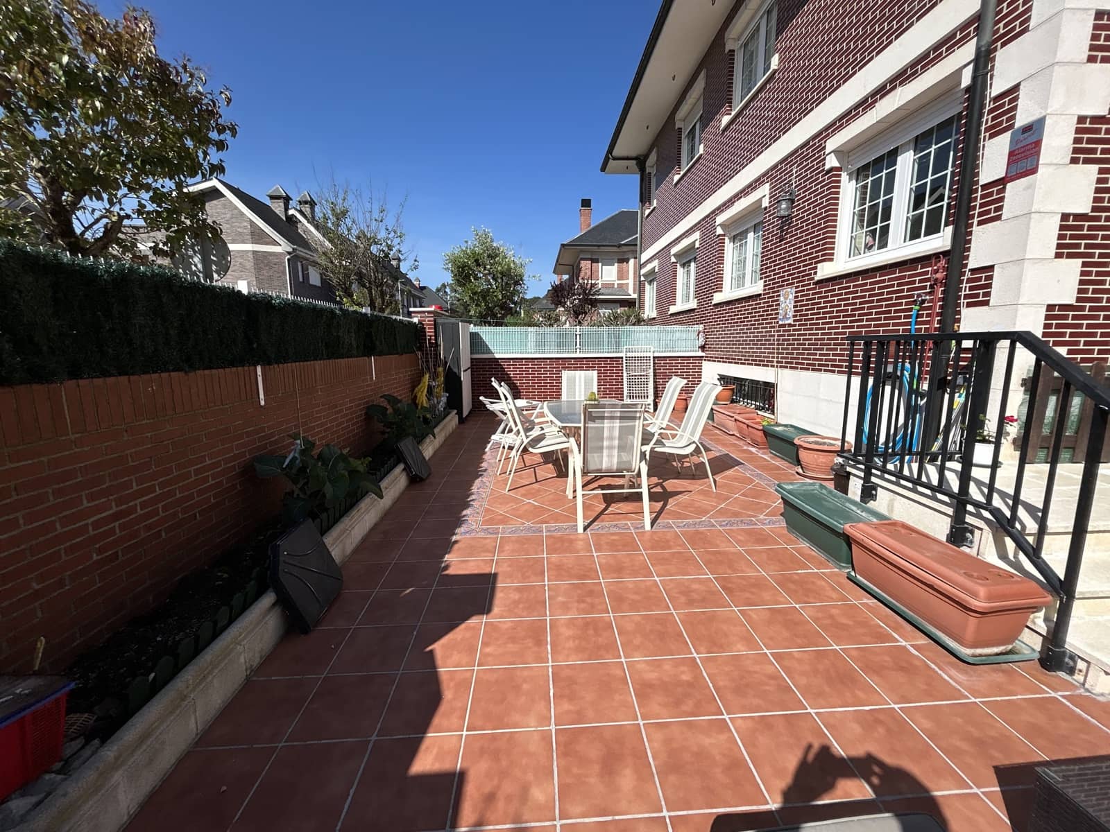 4 soveværelse Villa til salg i Laredo med swimmingpool garage - € 550.000 (Ref: 9473194)