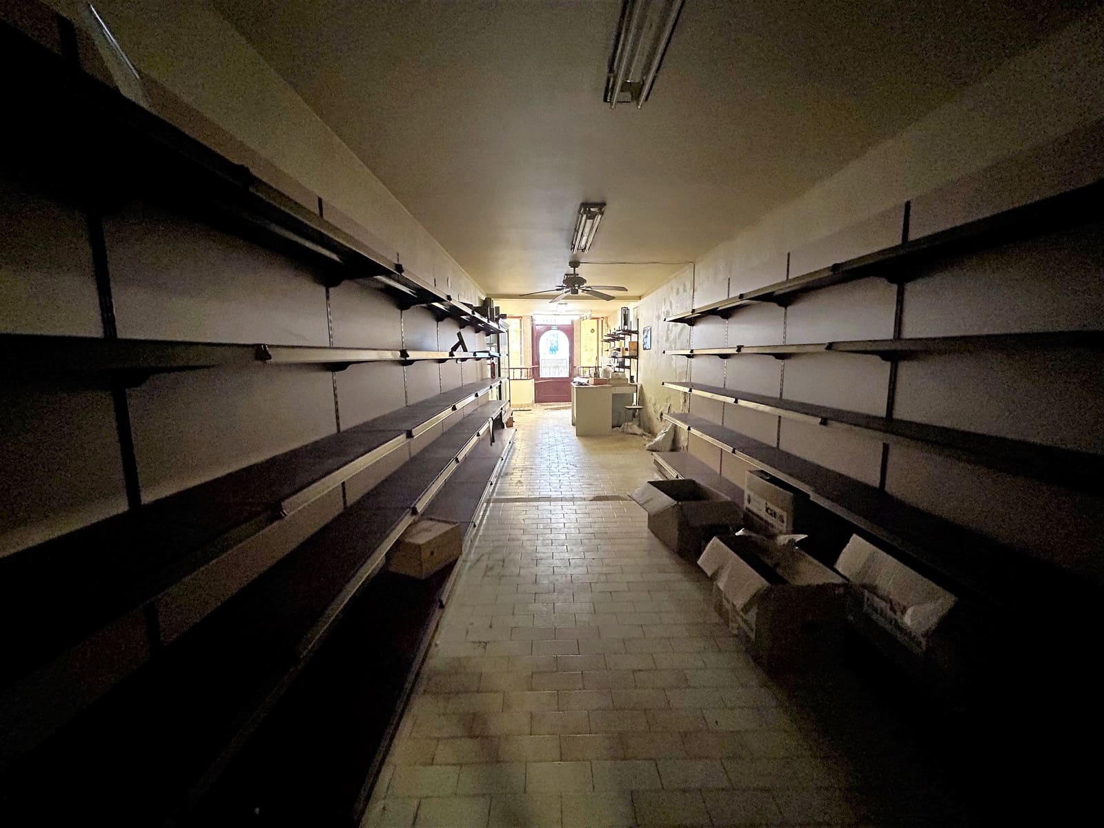 Commercial for sale in Laredo - € 55,000 (Ref: 9473195)