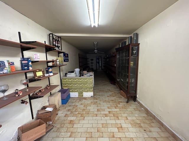 Local Comercial en Laredo en venta - 55.000 € (Ref: 9473195)