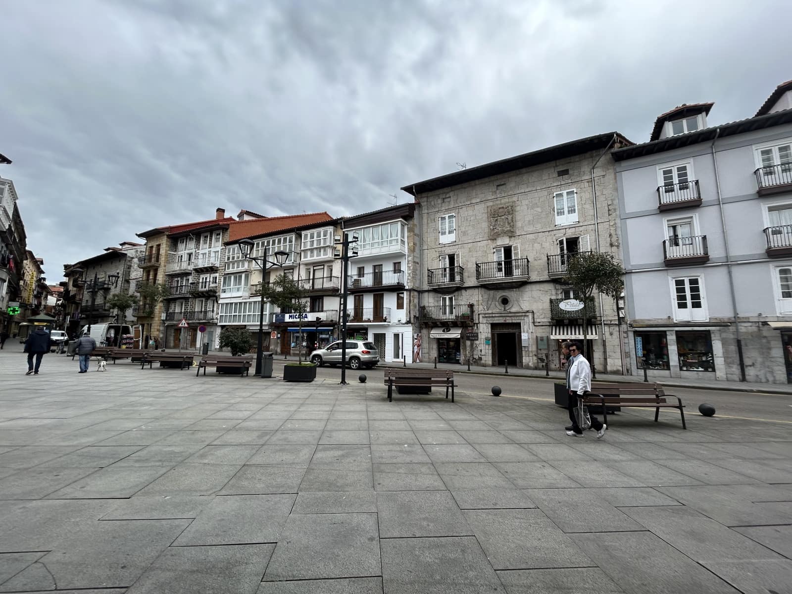 Commercial for sale in Laredo - € 55,000 (Ref: 9473195)