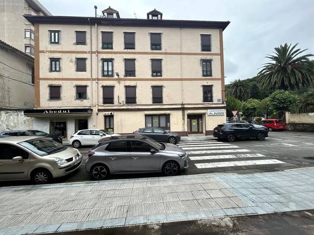 6 soverom Leilighet til salgs i Laredo - € 300 000 (Ref: 9473207)