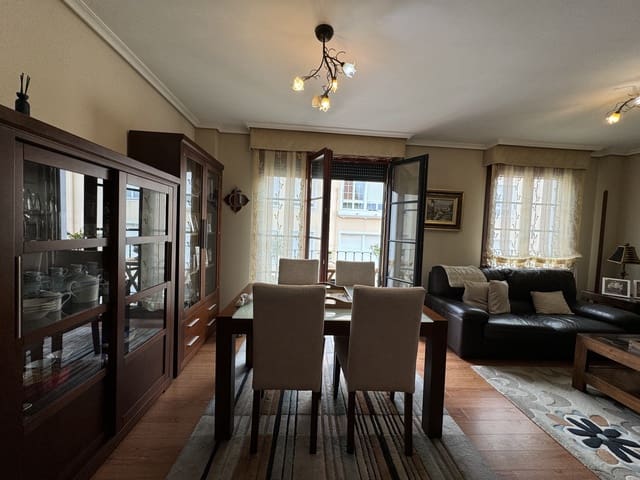 3 soverom Leilighet til salgs i Laredo - € 299 000 (Ref: 9473282)