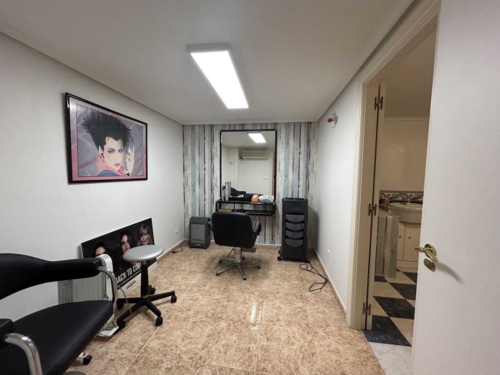 6 bedroom Commercial for sale in Laredo - € 270,000 (Ref: 9473285)