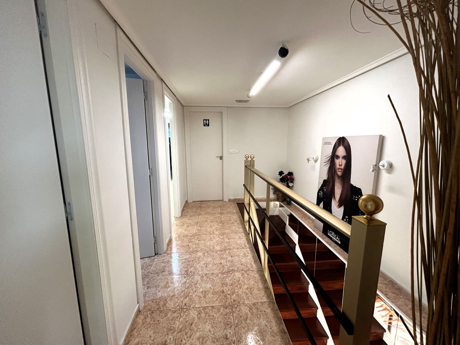 6 bedroom Commercial for sale in Laredo - € 270,000 (Ref: 9473285)