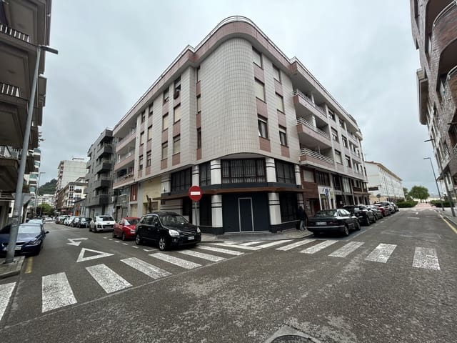 Local Comercial de 6 habitaciones en Laredo en venta - 270.000 € (Ref: 9473285)