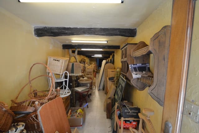 Local Comercial en Laredo en venta - 100.000 € (Ref: 9474373)