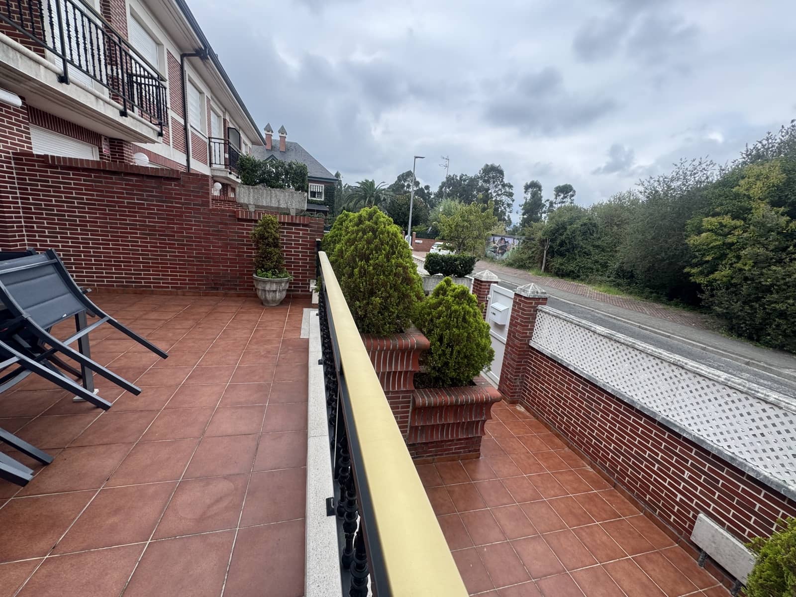 3 Zimmer Ferienvilla in Laredo mit Garage - 1.500 € (Ref: 9474424)