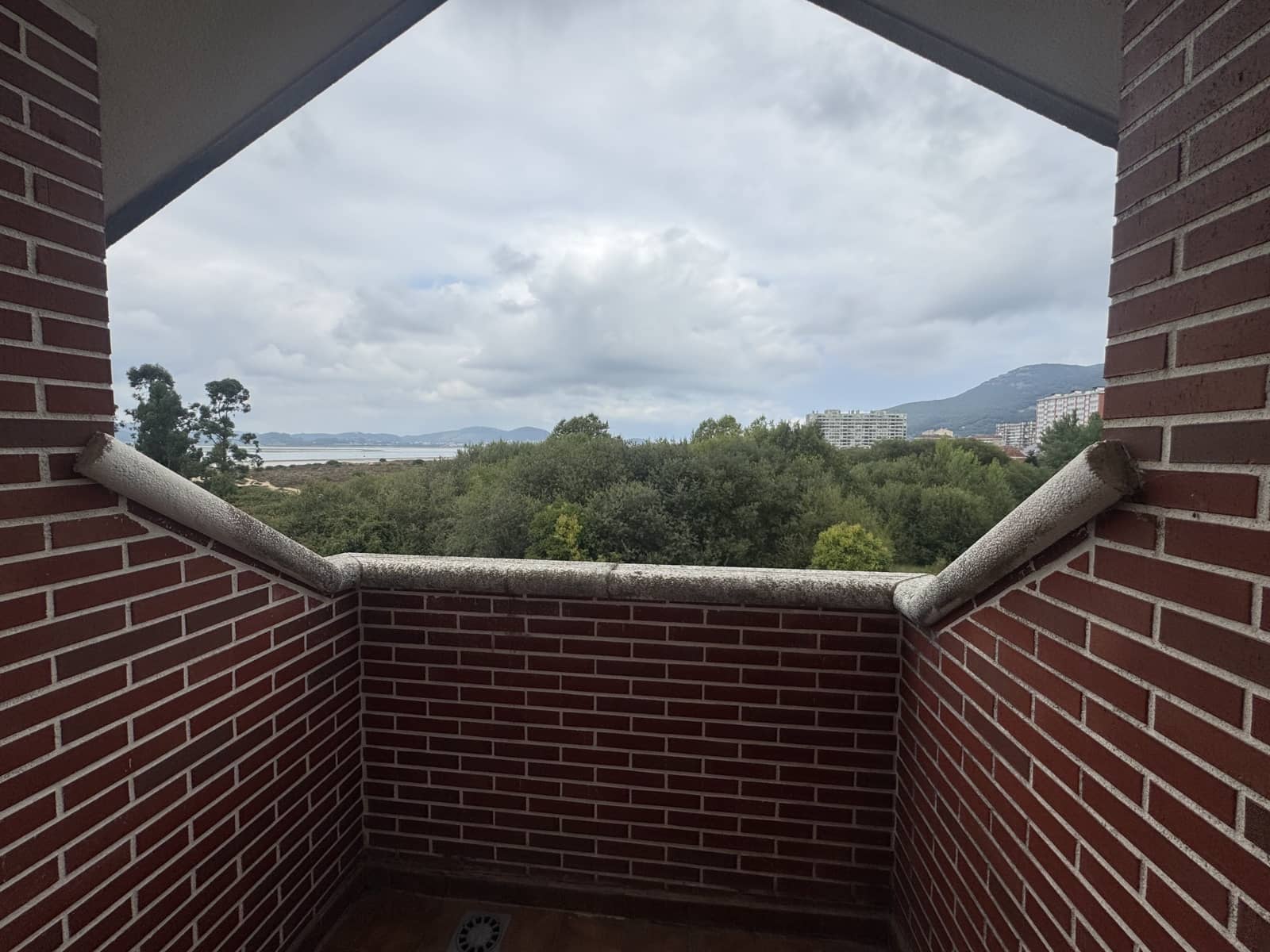 3 Zimmer Ferienvilla in Laredo mit Garage - 1.500 € (Ref: 9474424)