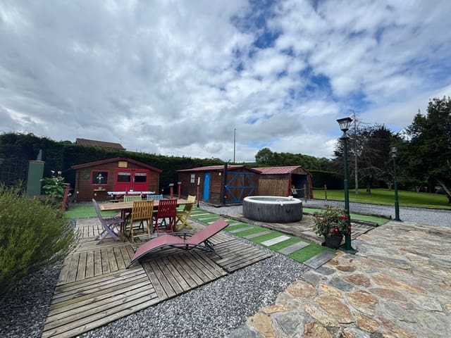 Chalet en Bárcena de Cicero en venta con garaje - 670.000 € (Ref: 9985749)